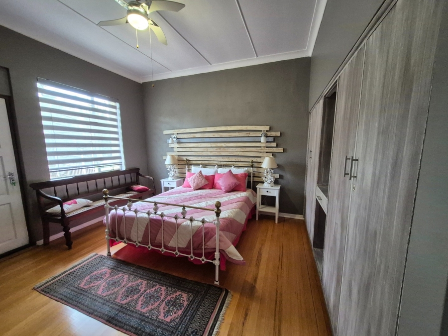 6 Bedroom Property for Sale in Dewetsdorp Free State